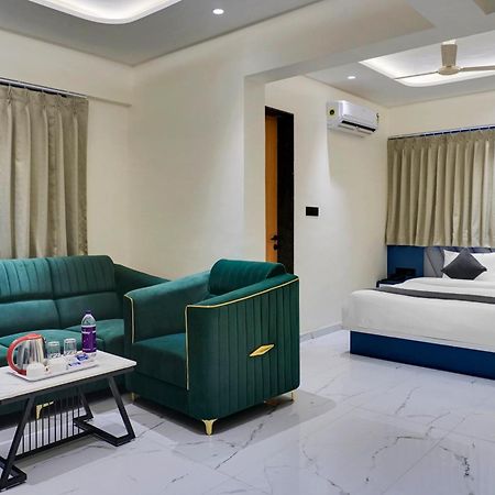 Palm Suites Baner- Indian Nationals Only Pune Esterno foto